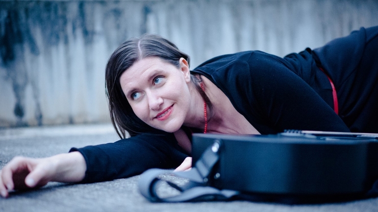 "Durch die Nacht" / Maria Schüritz